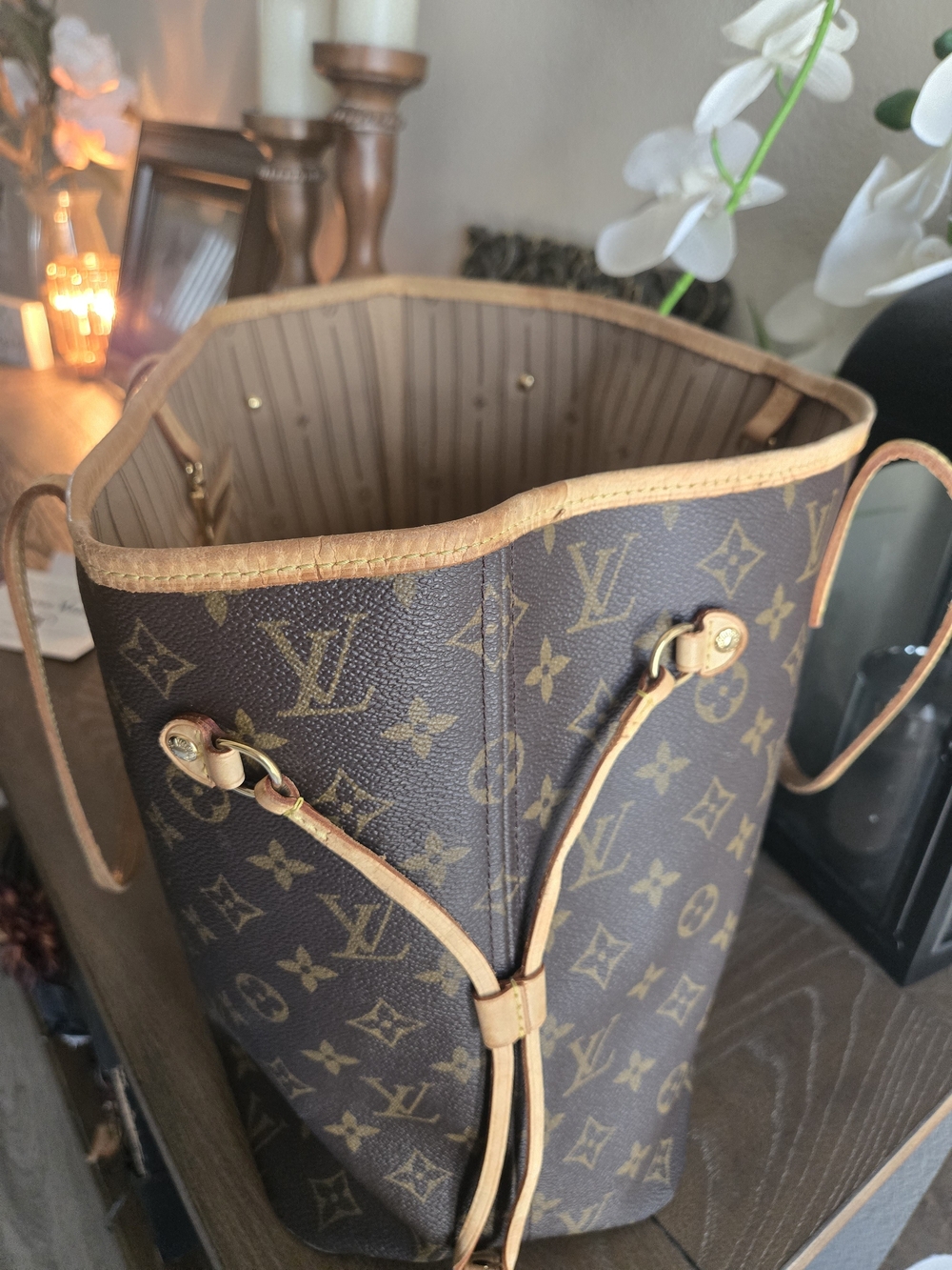 Louis Vuitton Brown Monogram Neverfull Tote - Picture 10 of 17